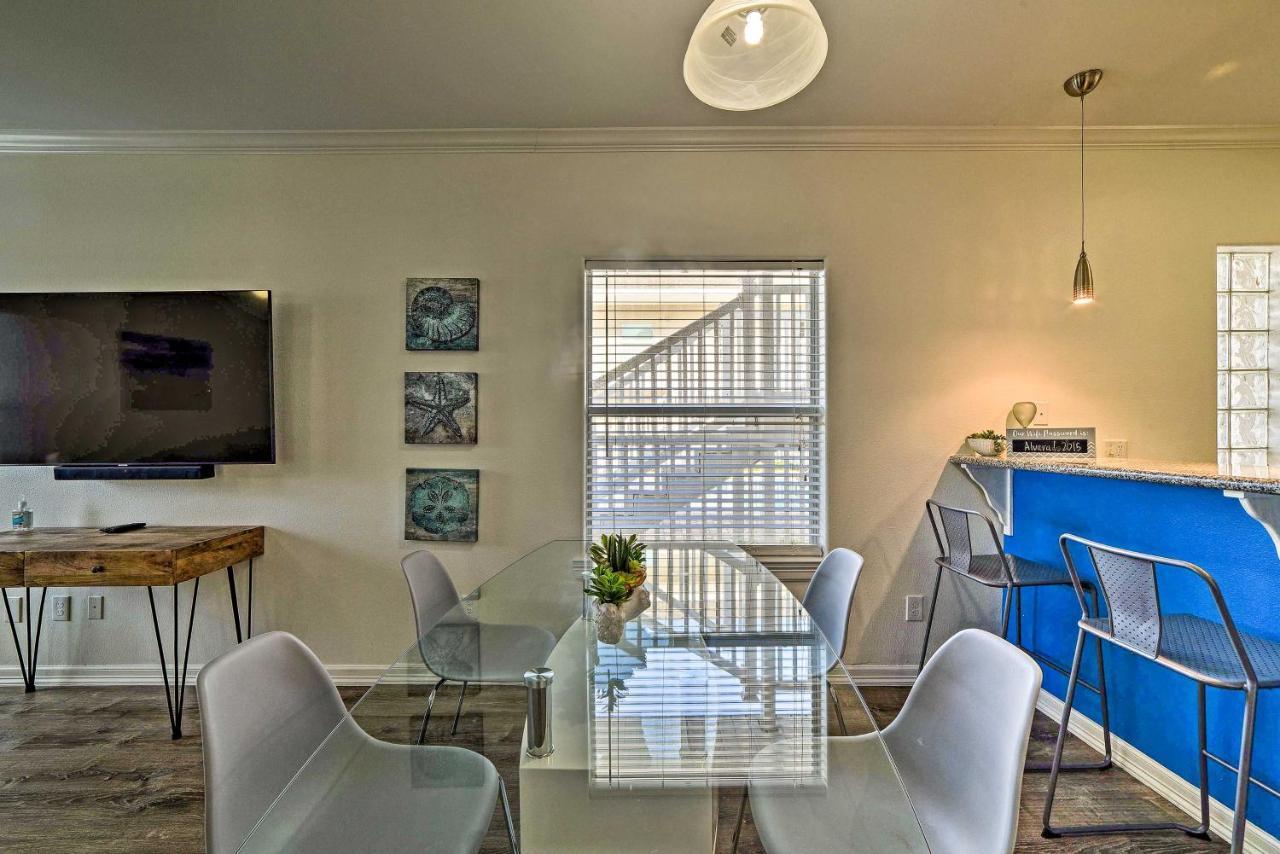 Modern Island Condo With Pool Steps To The Beach! South Padre Island Exterior foto