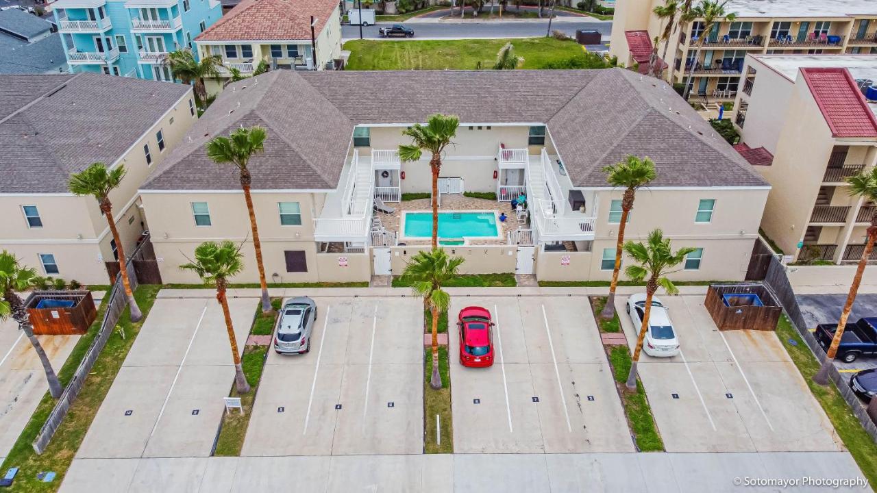 Modern Island Condo With Pool Steps To The Beach! South Padre Island Exterior foto